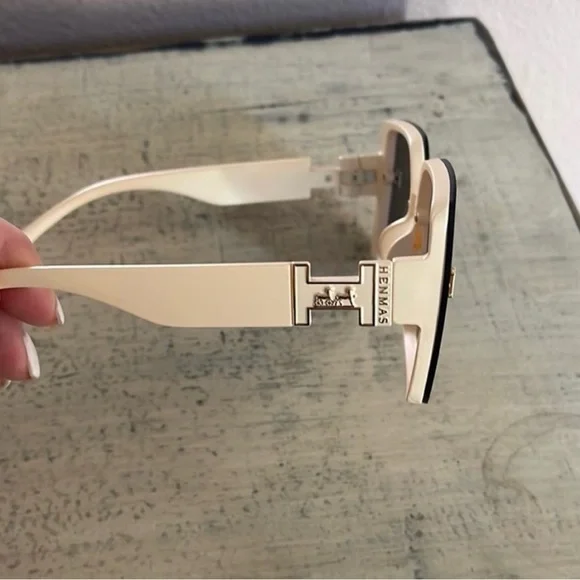 NWOT luxury brand designer inspired fashion oversized shades sunglasses - Picture 2 of 3